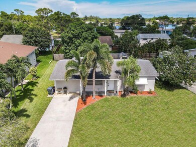 6692 Westview Dr, Lake Worth, FL 33462 - photo 2