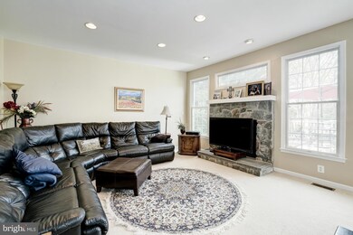 25810 Donegal Dr, Chantilly, VA 20152 - photo 5