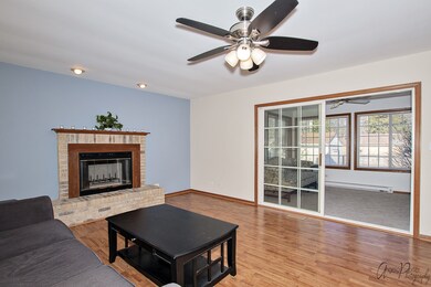 1941 Ash St, Waukegan, IL 60087 - photo 4