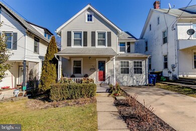 207 S Willow St, Kennett Square, PA 19348 - photo 2