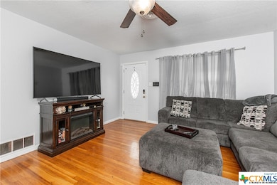 1003 Phil Ave, Copperas Cove, TX 76522 - photo 2