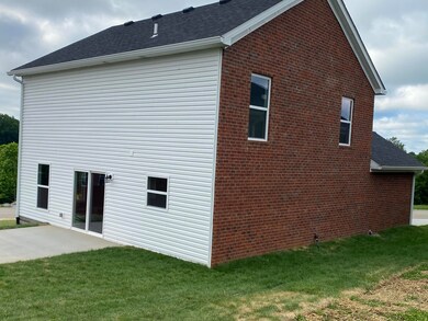 111 Blue Spruce Dr, Frankfort, KY 40601 - photo 5