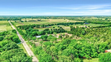 513 Rock Creek Rd, Gordonville, TX 76245 - photo 4