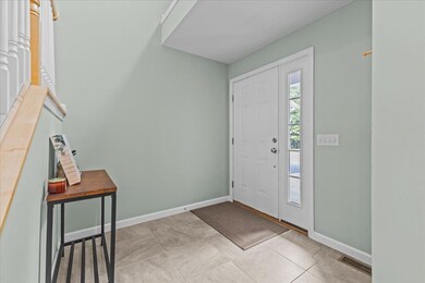 4 Hummingbird Ln unit 101, Milton, VT 05468 - photo 5