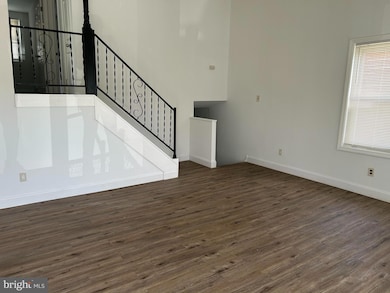 126 Fronefield Ave, Marcus Hook, PA 19061 - photo 4