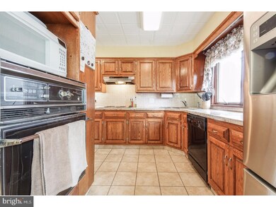 111 Sussex Ave, Sewell, NJ 08080 - photo 5