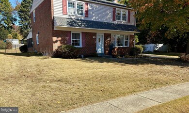 4955 Jefferson Dr, Brookhaven, PA 19015 - photo 2