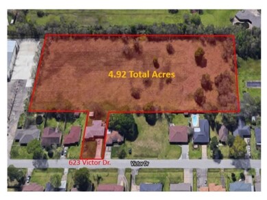 623 Victor Dr, Port Neches, TX 77651 - photo 2