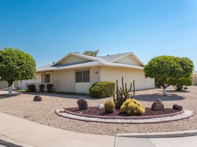 Front Yard Right (1)