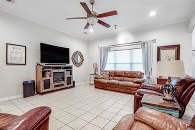 161 Churchill Cir, Weatherford, TX 76085 - photo 7