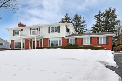 3310 Southern Hills Dr, Des Moines, IA 50321 - photo 2