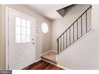 7 Framingham Rd, Beverly, NJ 08010 - photo 3