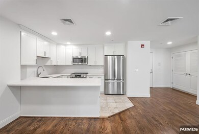 30 Jefferson Ave unit C, Westwood, NJ 07675 - photo 4