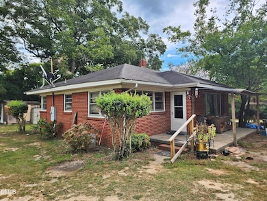 1139 Stockyard Rd, Lillington, NC 27546 - photo 2