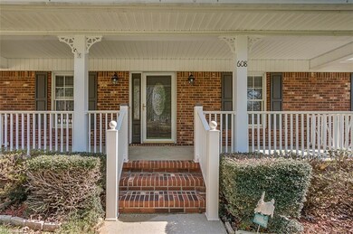 608 Horse Mountain Dr, Asheboro, NC 27205 - photo 3