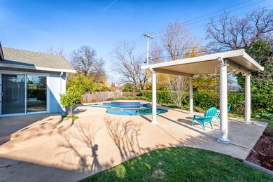 1705 Kildare Dr, Redding, CA 96001 - photo 4