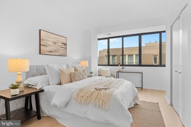 The Gibson unit 1001, Washington, DC 20037 - photo 7