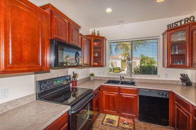 04 Kitchen