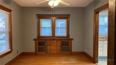Dining Room w/ Built-in Buffet