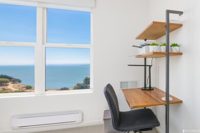 The Candlestick Point complex features gym facilit