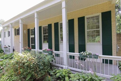 2194 Heywood Cir, Fitchburg, WI 53575 - photo 2