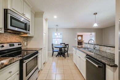 11307 Caribbean Ln, Houston, TX 77089 - photo 7