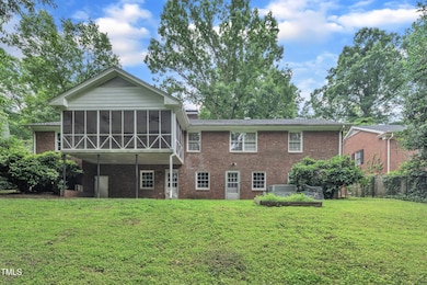 3304 Redbud Ln, Raleigh, NC 27607 - photo 3