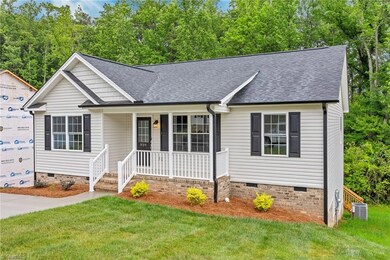 839 Berg St, Asheboro, NC 27203 - photo 3