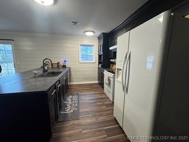 30244 Oklahoma 71 unit A, Quinton, OK 74561 - photo 5