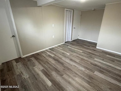 1089 W Schafer Dr, Tucson, AZ 85705 - photo 6