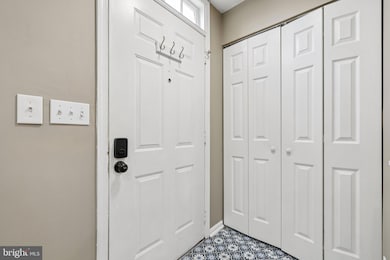 9075 N Laurel Rd unit E, Laurel, MD 20723 - photo 6