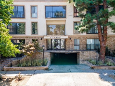 15344 Weddington St unit 202, Sherman Oaks, CA 91411 - photo 5