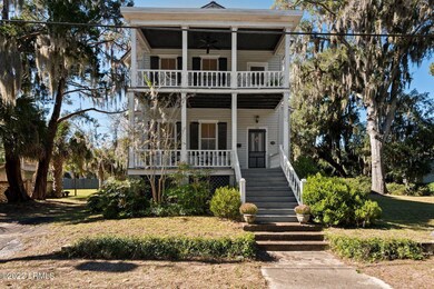 908 Scott St, Beaufort, SC 29902 - photo 2