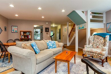 K8 Stonehedge Dr unit K-8, South Burlington, VT 05403 - photo 6