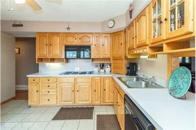 2439 Mansfield Dr, Des Moines, IA 50317 - photo 7