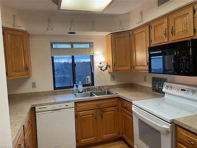 Windward Towers unit 5G, Newport News, VA 23607 - photo 4