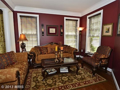 21370 Fairhunt Dr, Ashburn, VA 20148 - photo 7