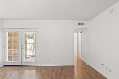 5-web-or-mls-3314-n-68th-st-119