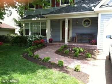 13194 Ladybank Ln, Herndon, VA 20171 - photo 2