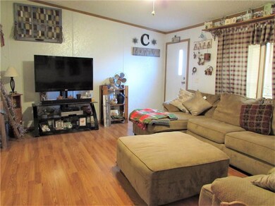 6908 20th St, Zephyrhills, FL 33542 - photo 3