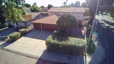 909 Lamplighter201