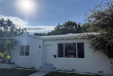 602 SW 2nd Ave, Dania, FL 33004 - photo 2