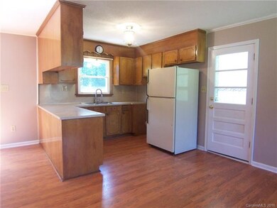 526 Lee Dr, Shelby, NC 28152 - photo 5