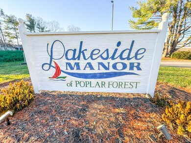 101 Manor Dr unit A, Forest, VA 24551 - photo 4