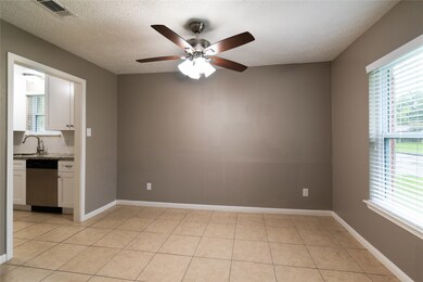 16823 Paint Rock Rd, Friendswood, TX 77546 - photo 7
