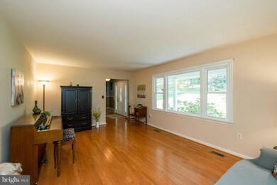 5684 French Ave, Sykesville, MD 21784 - photo 4