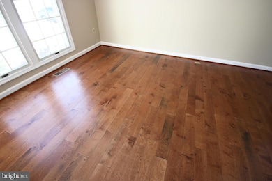 8028 Brightfield Rd, Ellicott City, MD 21043 - photo 3