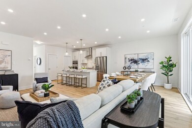 957 Riverplace Dr unit 57O, Conshohocken, PA 19428 - photo 5