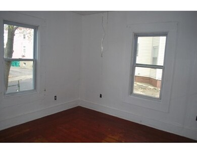 13 W Green St, Lynn, MA 01902 - photo 5