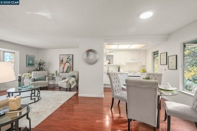 3465 Tice Creek Dr unit 4, Walnut Creek, CA 94595 - photo 5